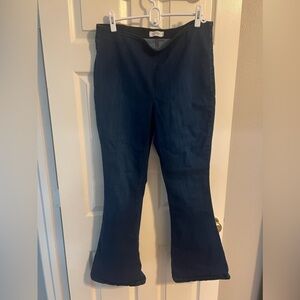 Jessica Simpson pull-on stretch bootcut jeans 32x32